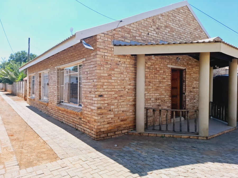 3 Bedroom Property for Sale in Universitas Free State